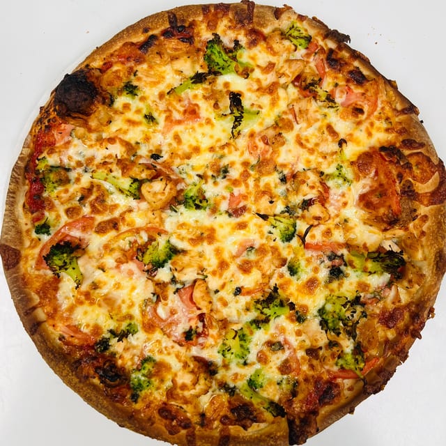 Polo Chicken Pizza.